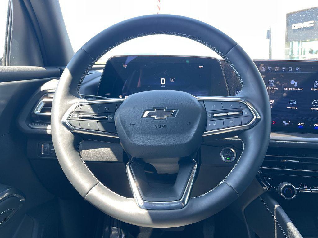 used 2024 Chevrolet Traverse car, priced at $34,770