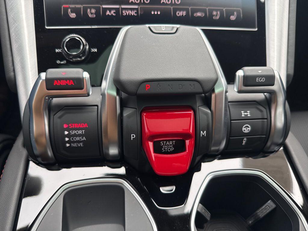 used 2022 Lamborghini Urus car, priced at $228,200