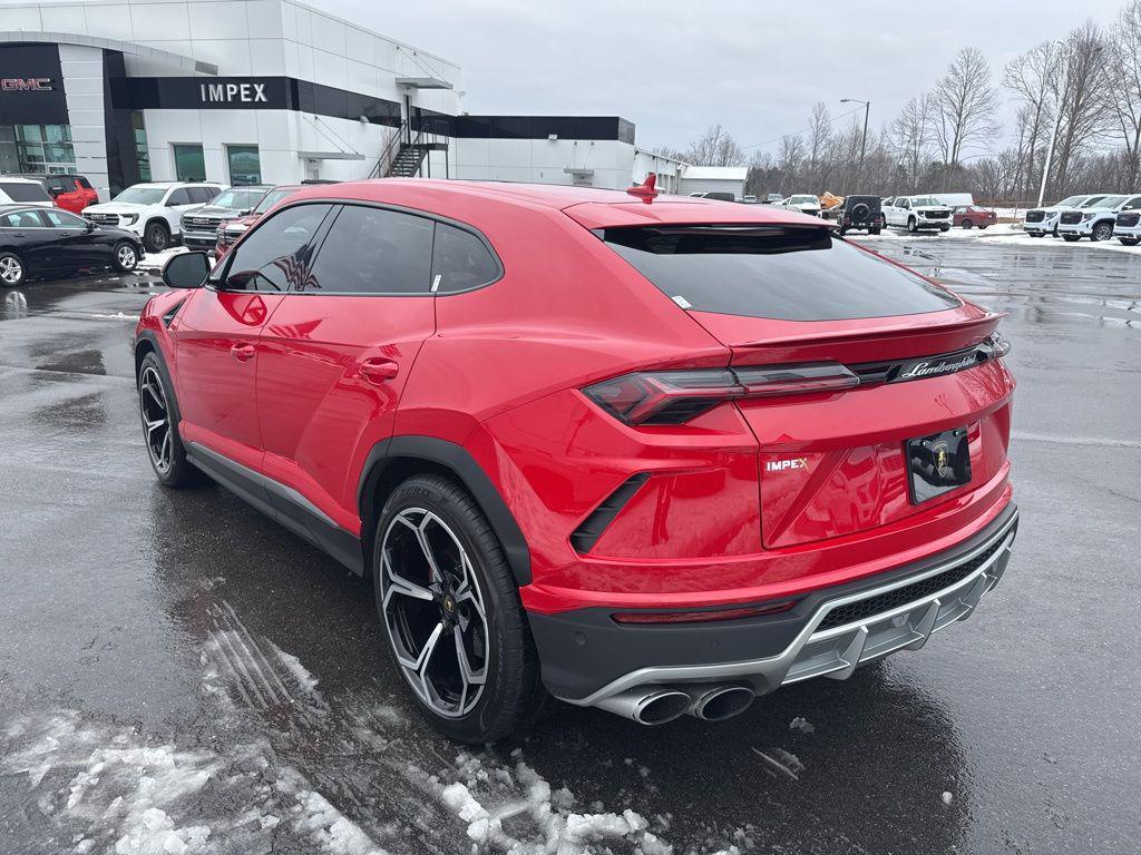 used 2022 Lamborghini Urus car, priced at $228,200