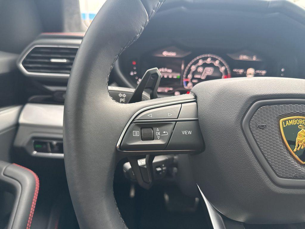 used 2022 Lamborghini Urus car, priced at $228,200
