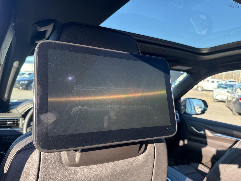 used 2023 GMC Yukon car, priced at $71,780