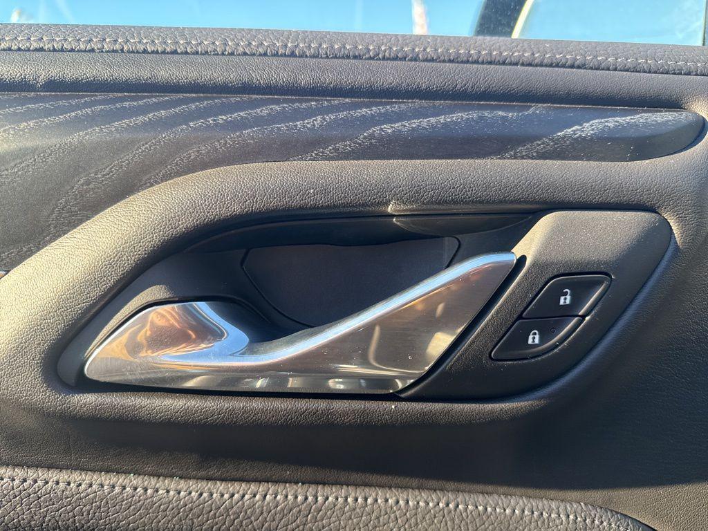 used 2023 GMC Yukon car, priced at $71,780