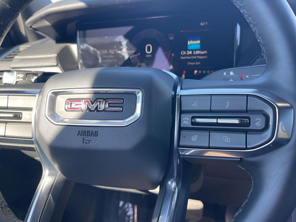 used 2025 GMC Acadia car, priced at $32,450