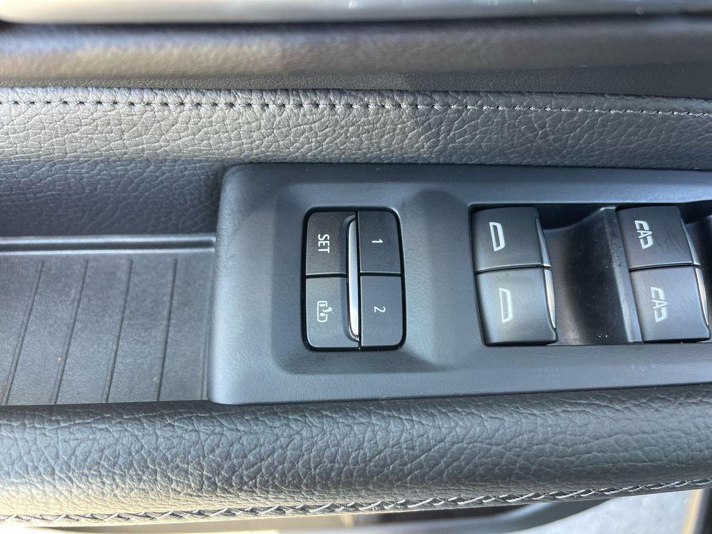 used 2023 GMC Yukon XL car, priced at $68,980