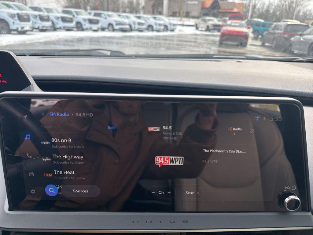 used 2024 Toyota Prius car