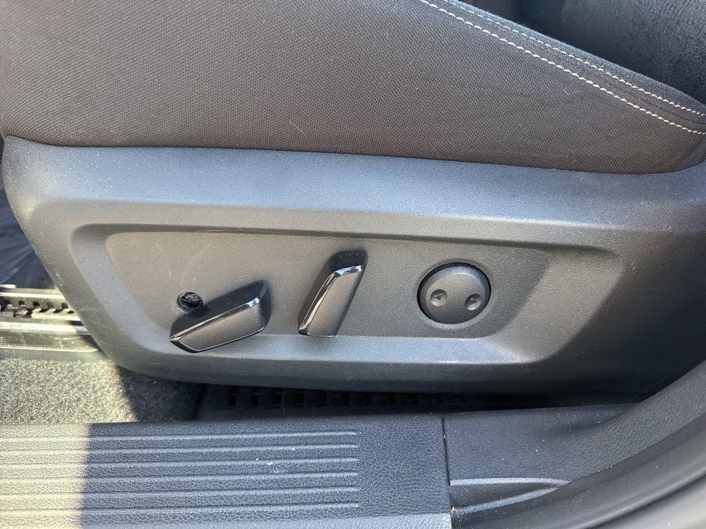 used 2024 Nissan Rogue car, priced at $19,250