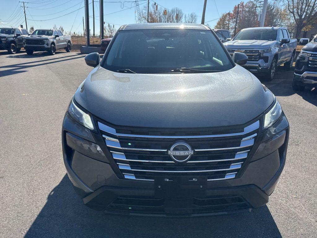 used 2024 Nissan Rogue car, priced at $19,250