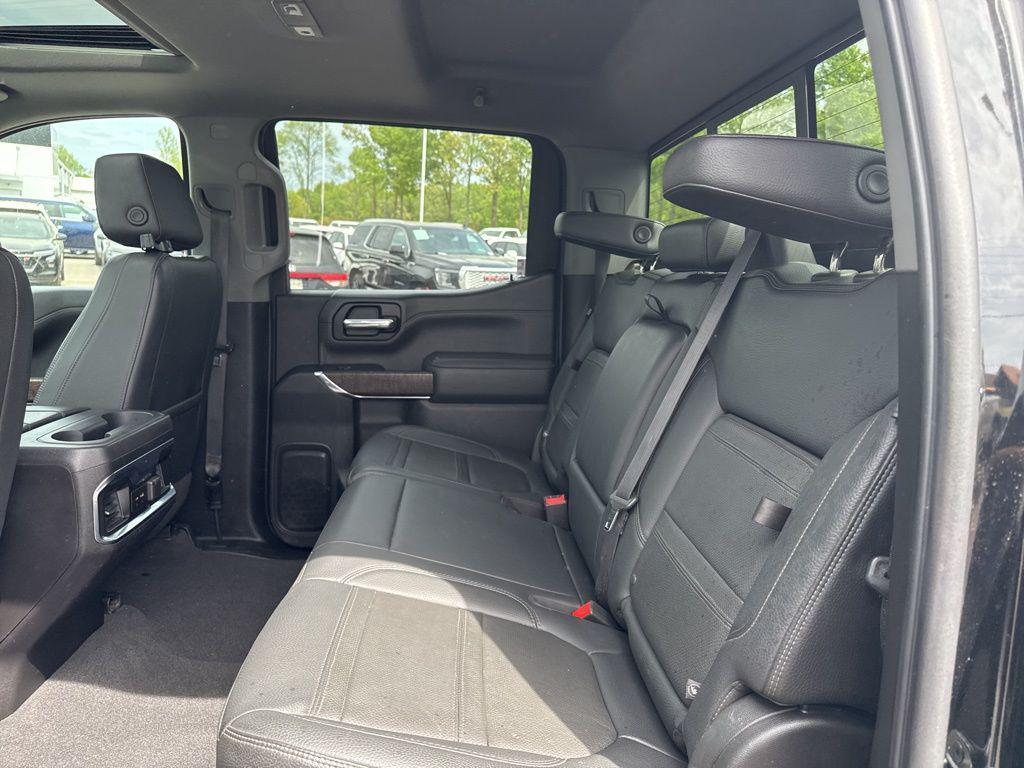 used 2022 GMC Sierra 1500 car, priced at $34,900