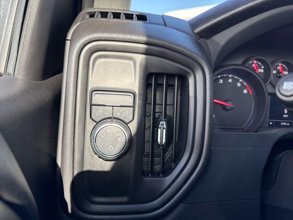 used 2024 Chevrolet Silverado 1500 car, priced at $26,550