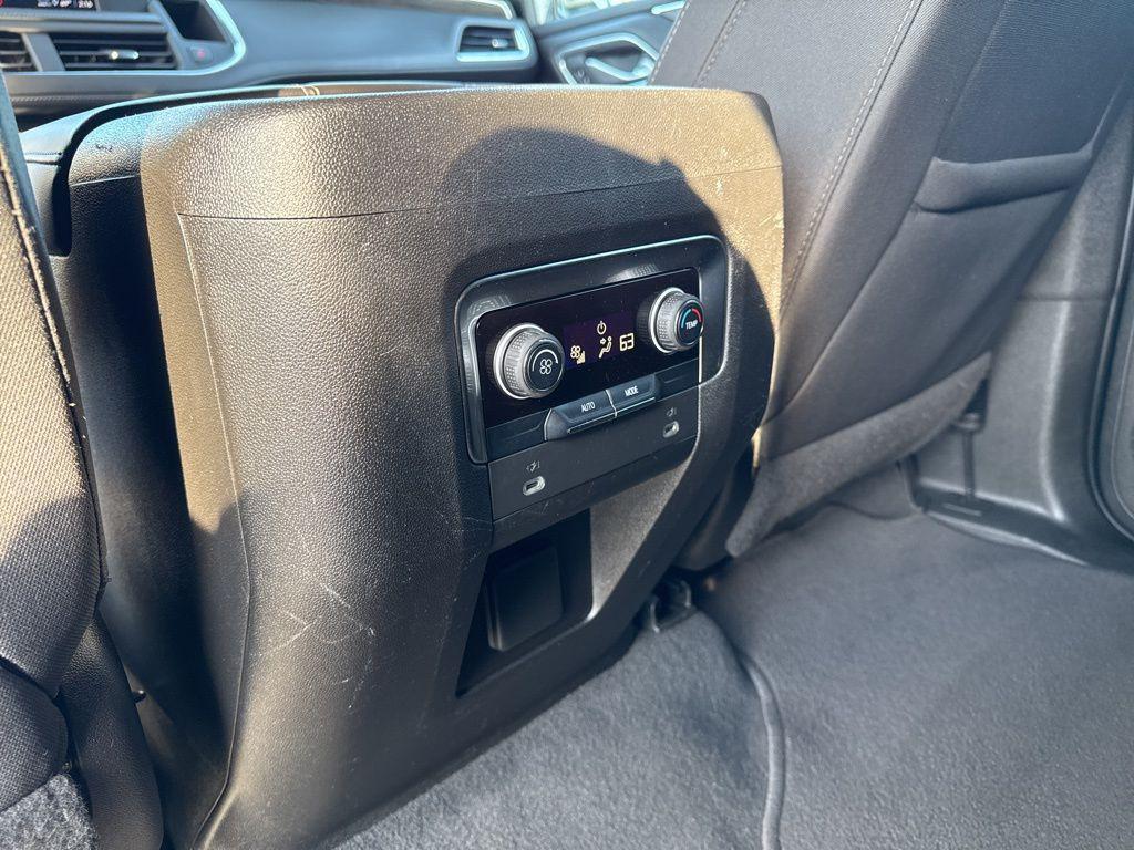 used 2022 Chevrolet Suburban car