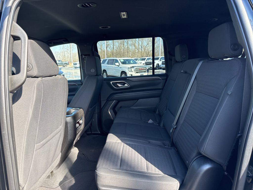 used 2022 Chevrolet Suburban car