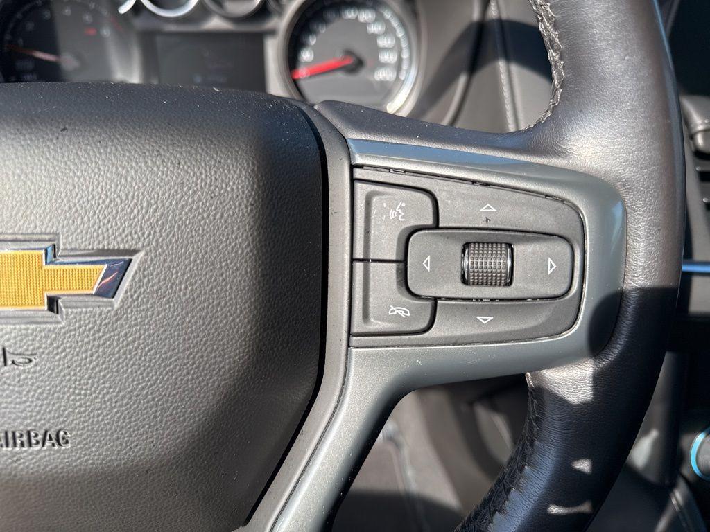 used 2022 Chevrolet Suburban car