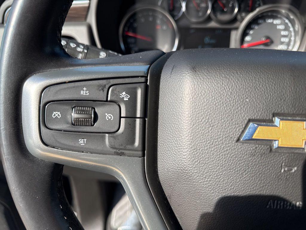 used 2022 Chevrolet Suburban car