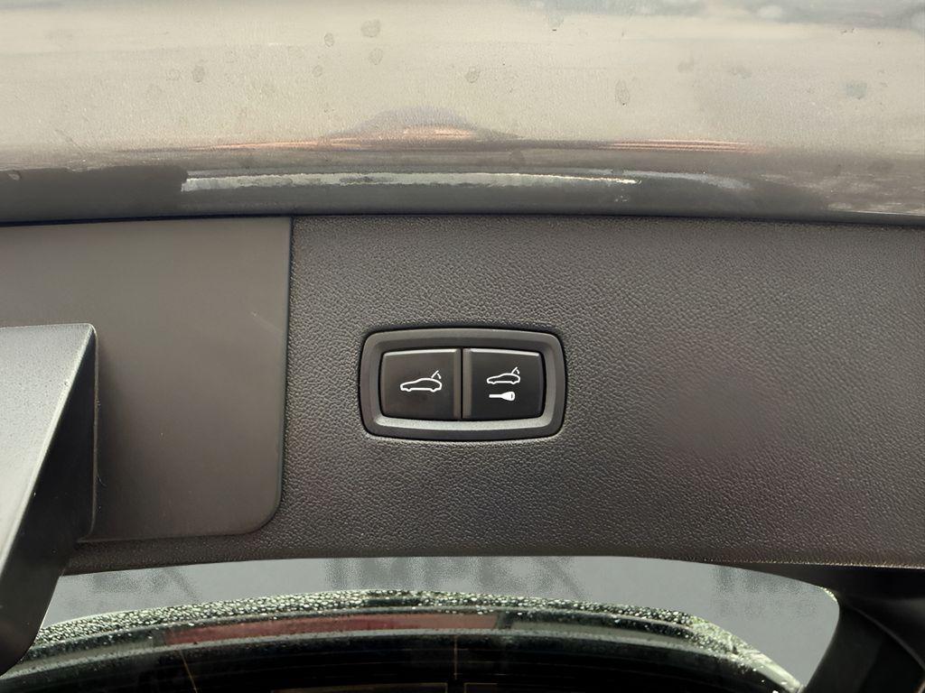 used 2022 Porsche Cayenne car, priced at $80,950