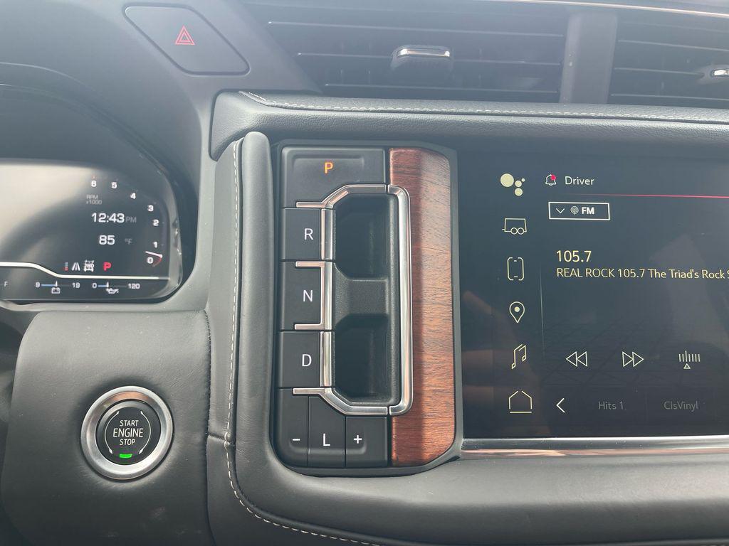 used 2023 GMC Yukon XL car, priced at $61,075