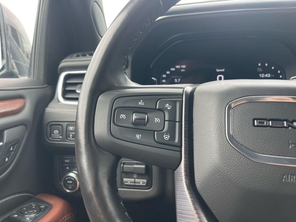used 2023 GMC Yukon XL car, priced at $61,075