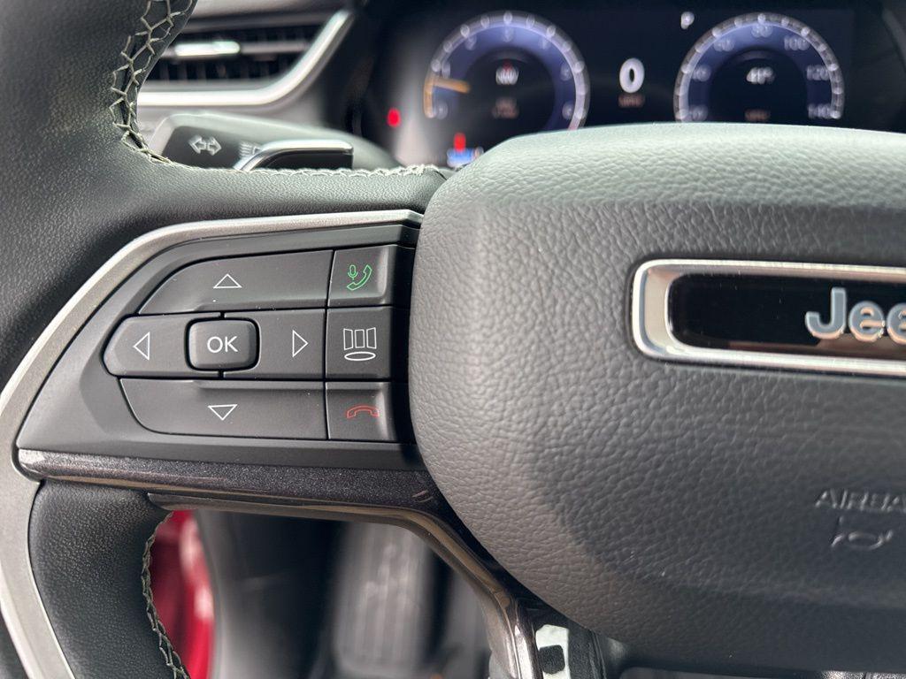 used 2023 Jeep Grand Cherokee L car