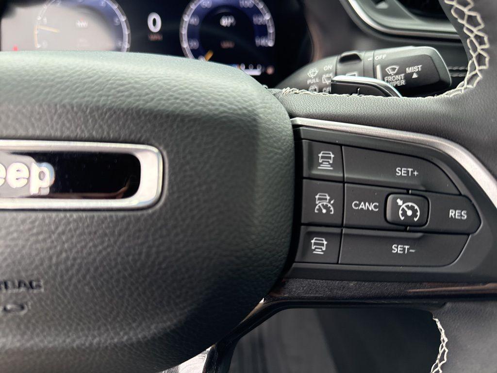 used 2023 Jeep Grand Cherokee L car