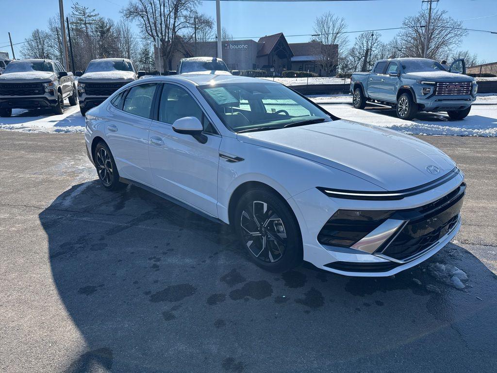 used 2025 Hyundai Sonata car, priced at $22,890