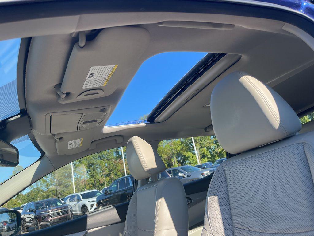 used 2020 Nissan Rogue Sport car, priced at $18,115