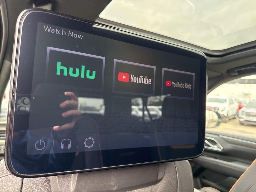 used 2023 GMC Yukon XL car, priced at $66,750