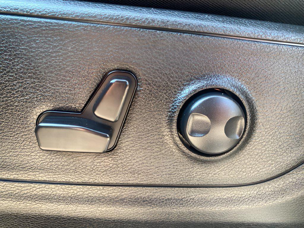 used 2025 Ram 1500 car, priced at $35,394