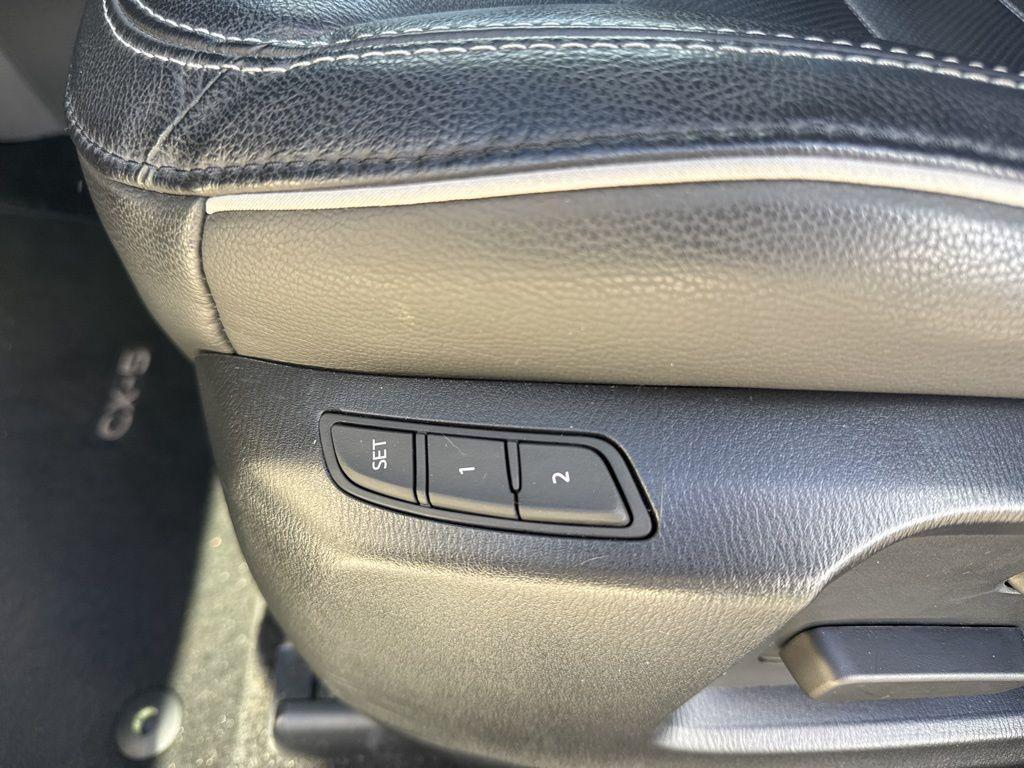 used 2025 Mazda CX-5 car, priced at $24,250