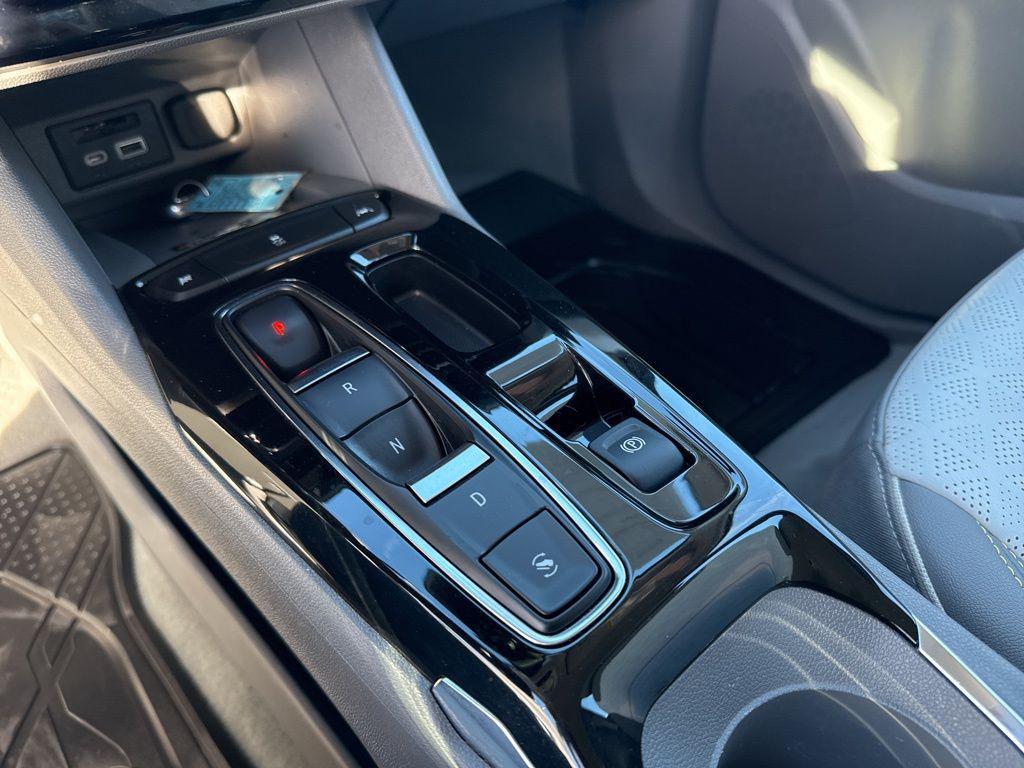 used 2023 Chevrolet Bolt EUV car, priced at $21,609