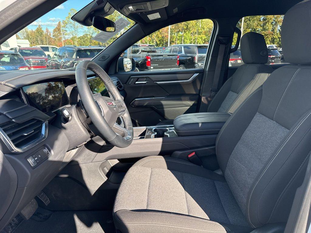 used 2025 GMC Acadia car, priced at $32,850