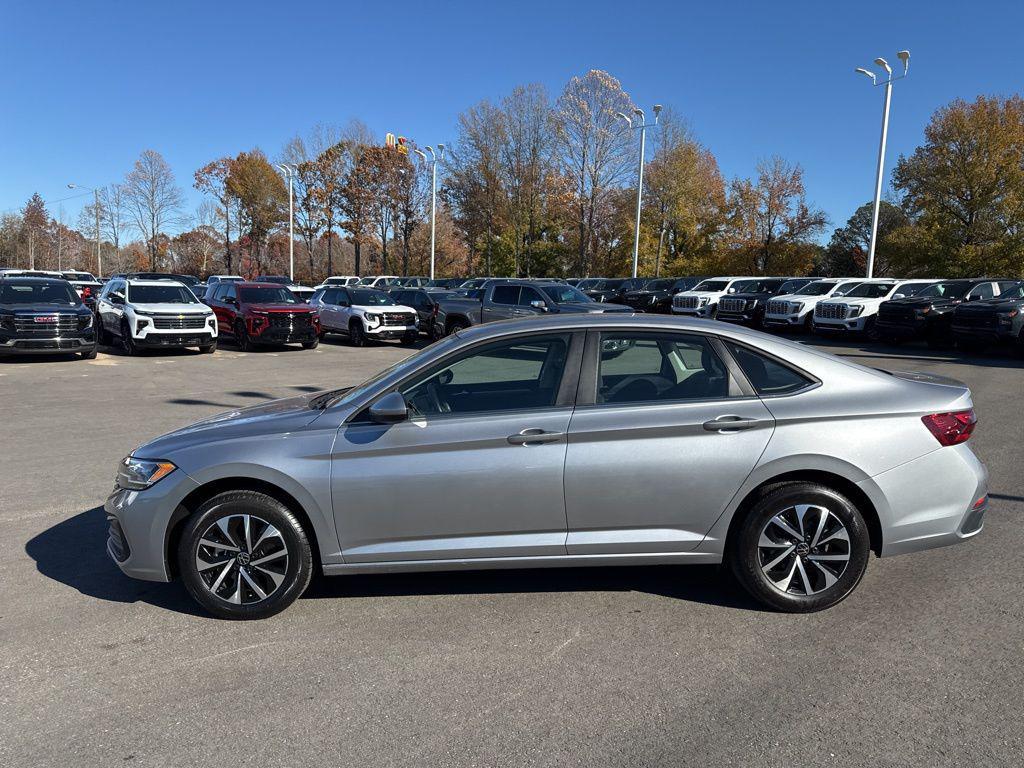 used 2024 Volkswagen Jetta car, priced at $18,550