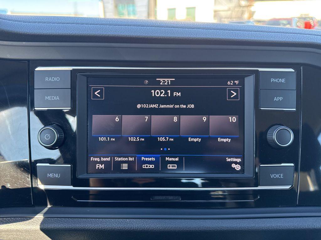 used 2024 Volkswagen Jetta car, priced at $18,550