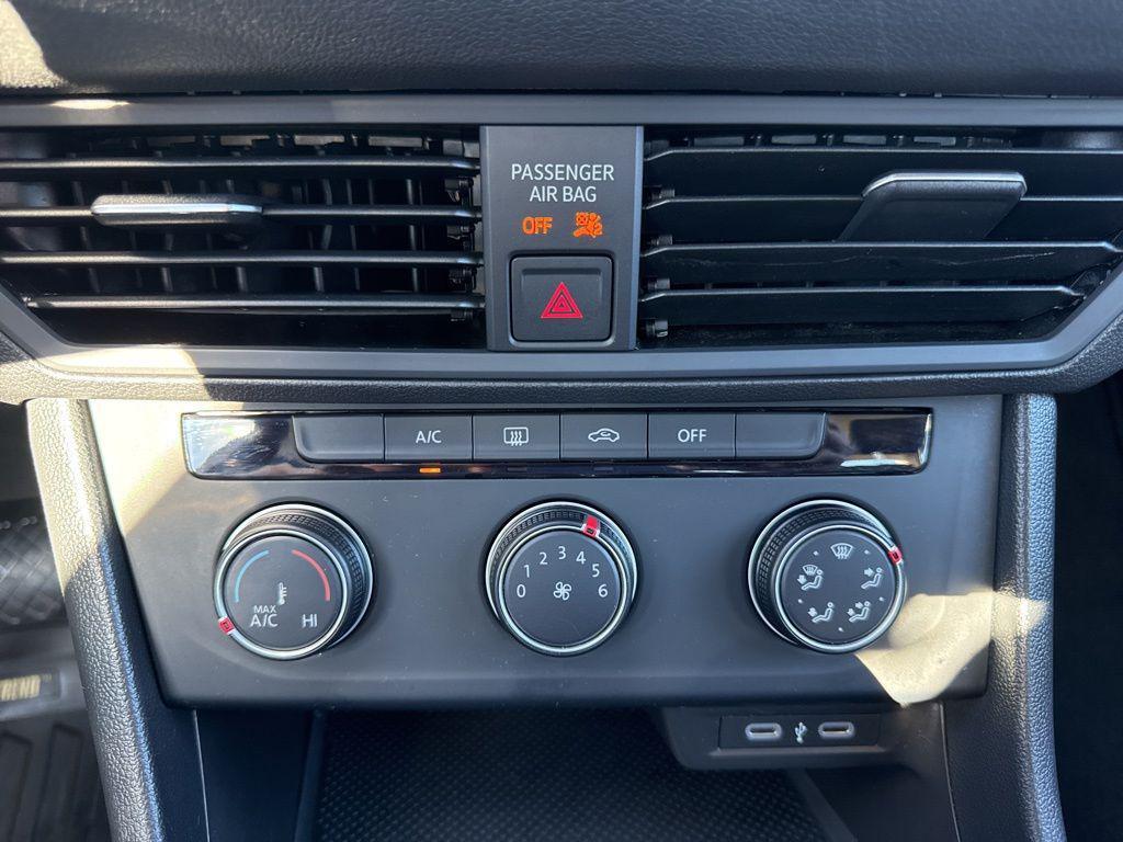 used 2024 Volkswagen Jetta car, priced at $18,550