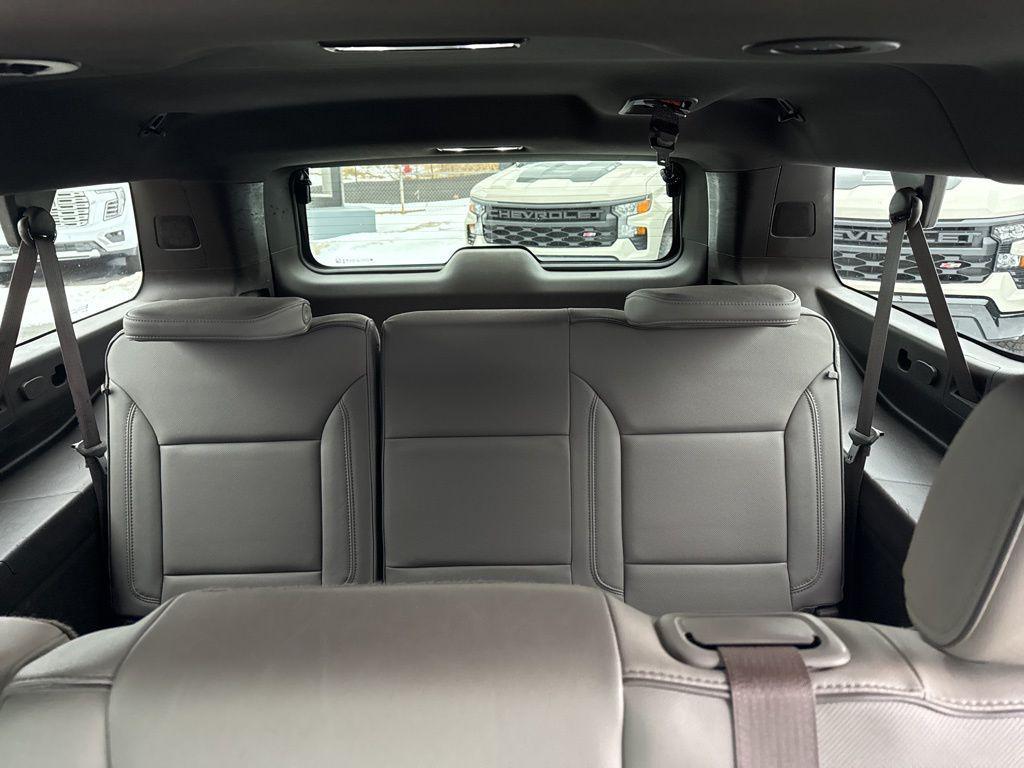 used 2022 GMC Yukon XL car, priced at $38,450