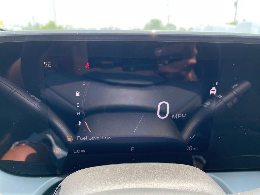 new 2024 Buick Encore GX car, priced at $28,730