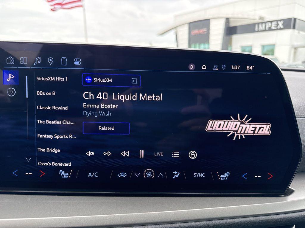 used 2025 Chevrolet Traverse car, priced at $34,225