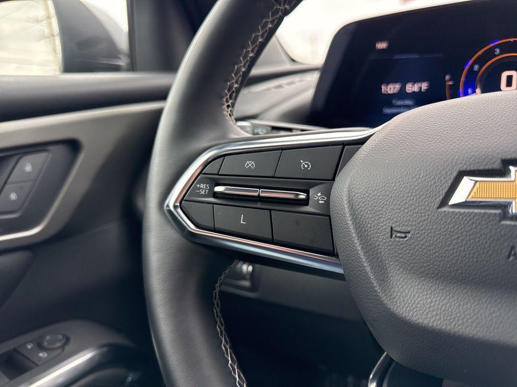 used 2025 Chevrolet Traverse car, priced at $34,225