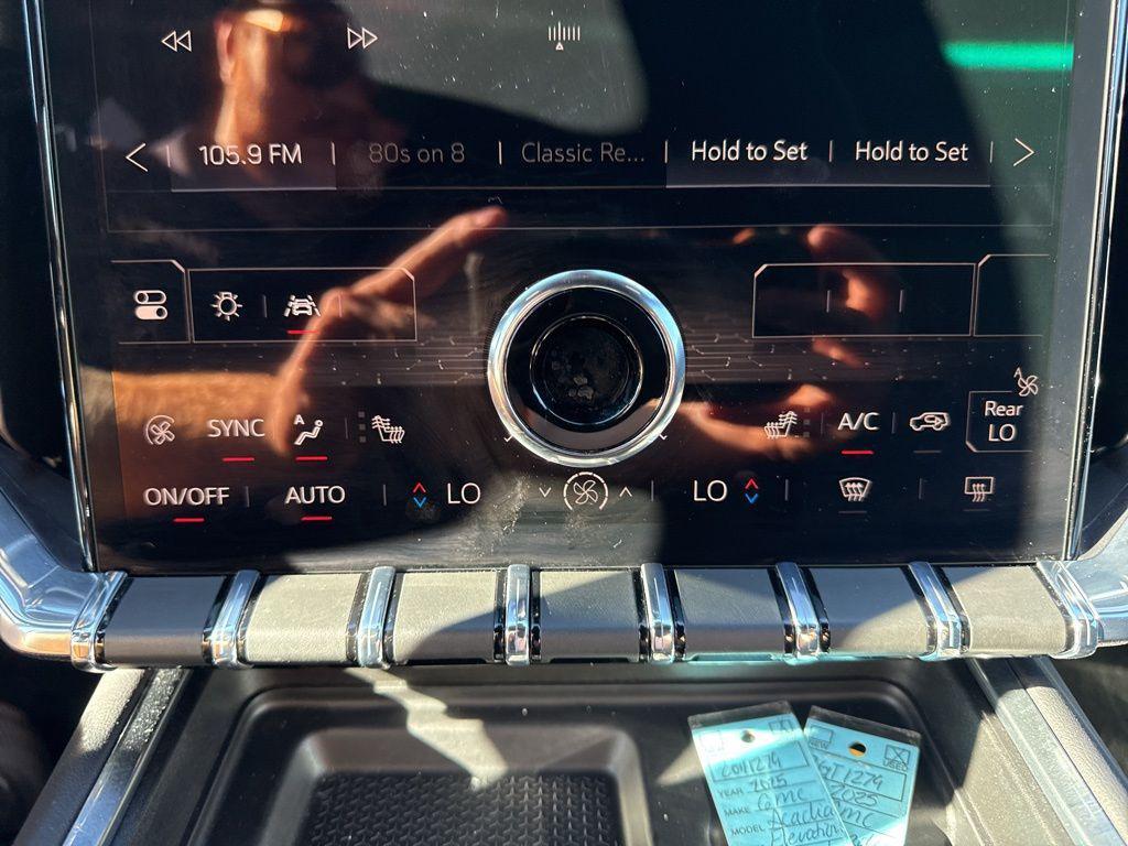 used 2025 GMC Acadia car, priced at $32,150