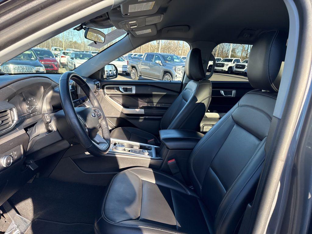 used 2022 Ford Explorer car, priced at $26,458