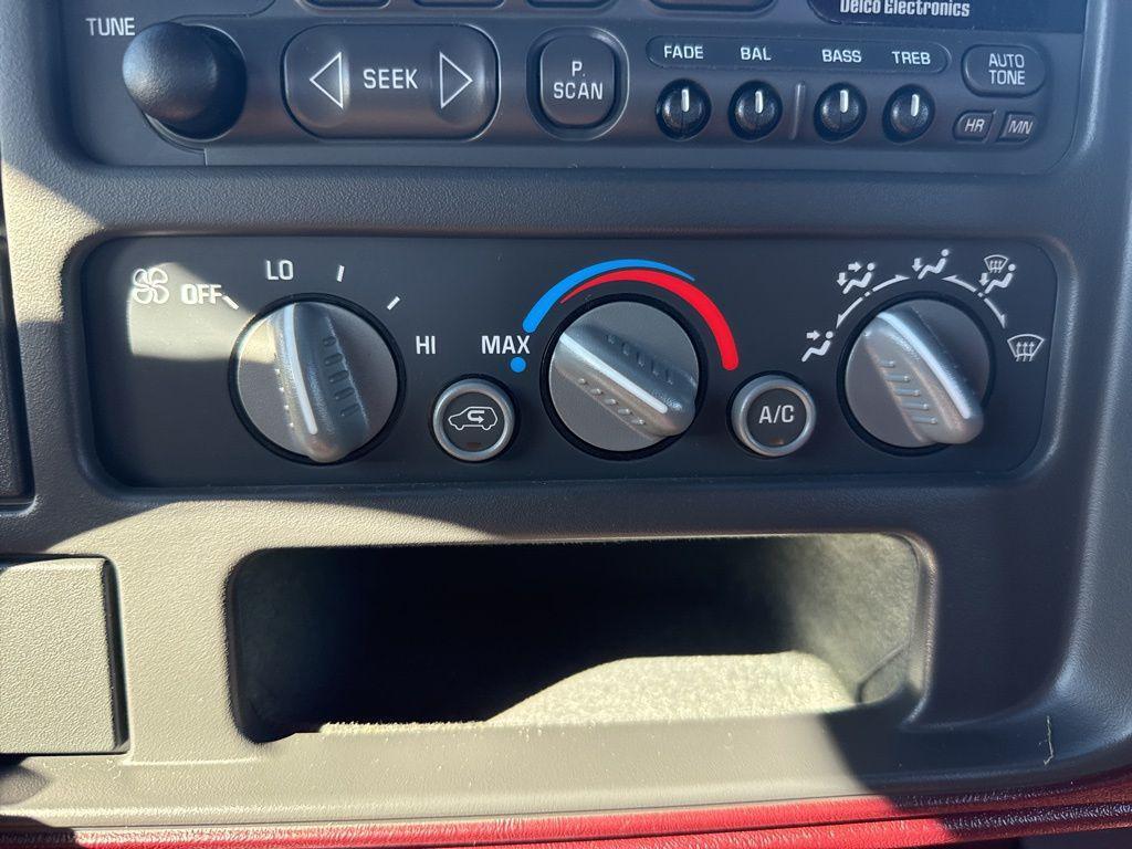 used 1995 Chevrolet 1500 car