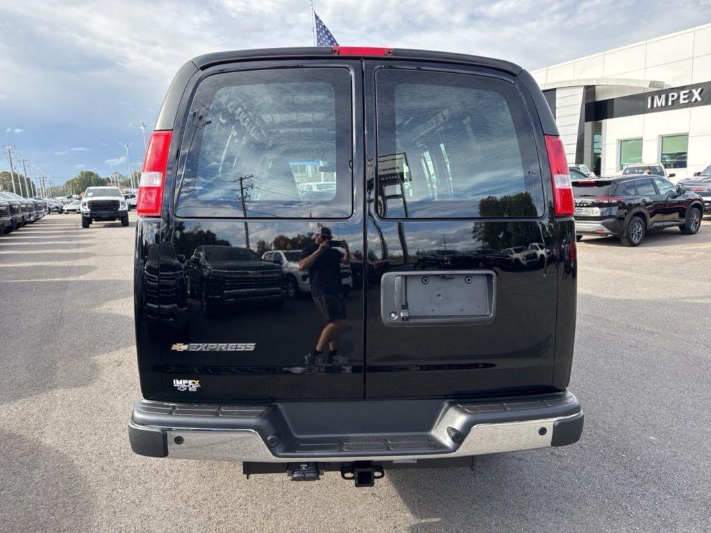 new 2025 Chevrolet Express 2500 car, priced at $40,995