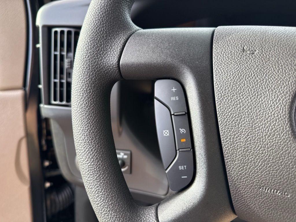 new 2025 Chevrolet Express 2500 car, priced at $40,995