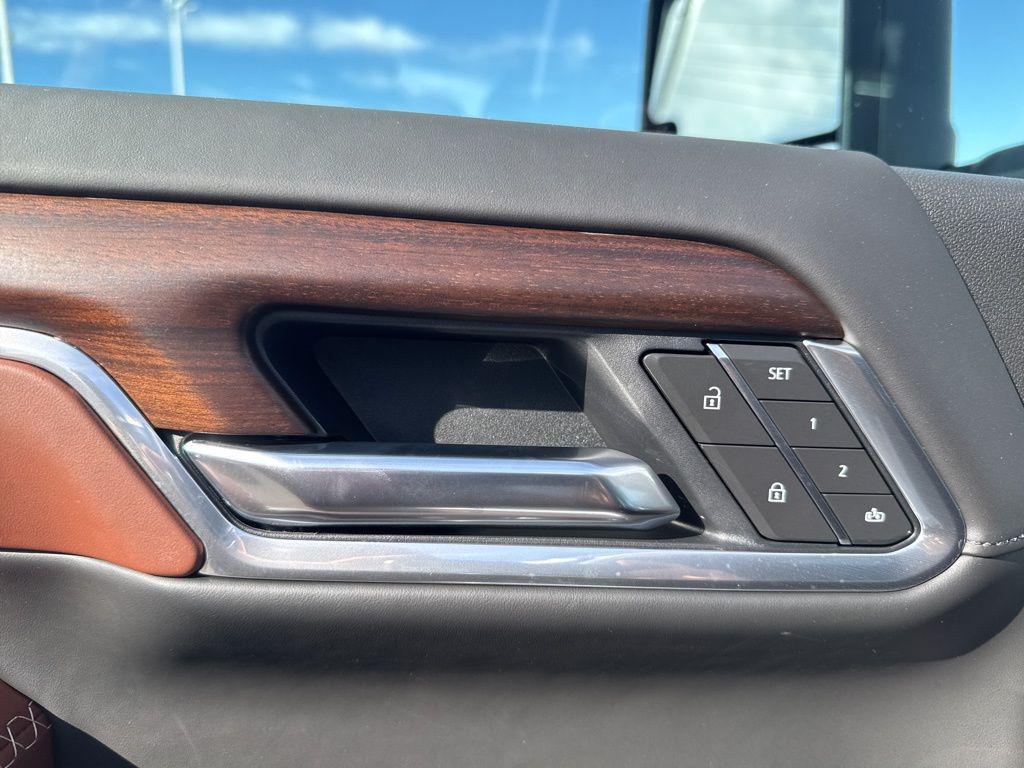 new 2026 GMC Sierra 3500 car, priced at $95,995