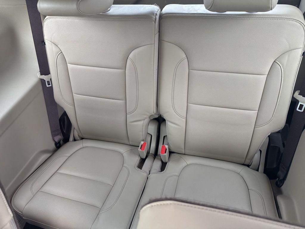 used 2019 GMC Acadia car