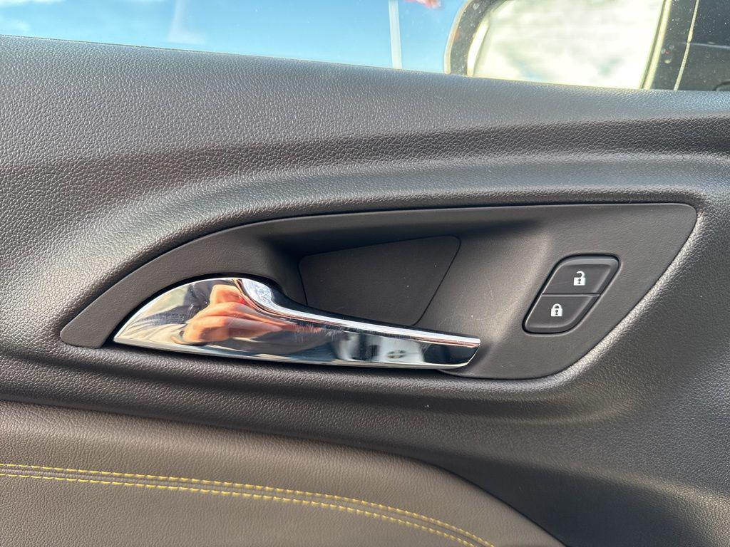 new 2026 Chevrolet Trax car, priced at $25,995