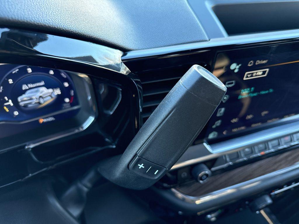 used 2023 Chevrolet Silverado 1500 car