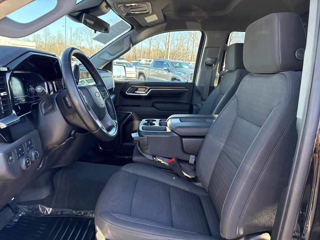 used 2023 Chevrolet Silverado 1500 car