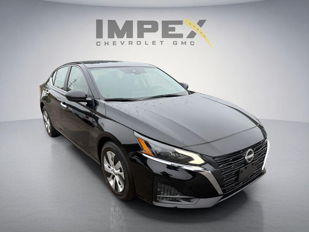 used 2025 Nissan Altima car, priced at $20,950