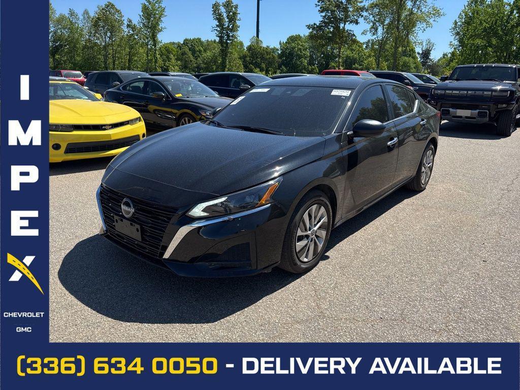 used 2025 Nissan Altima car, priced at $20,950