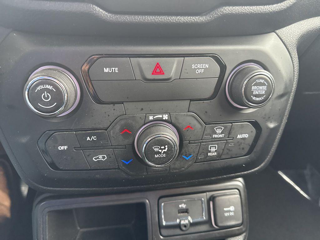 used 2020 Jeep Renegade car, priced at $15,587