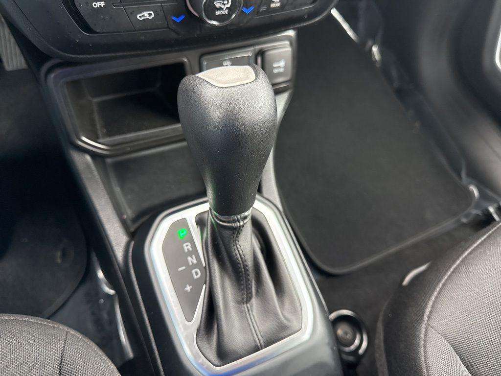 used 2020 Jeep Renegade car, priced at $15,587